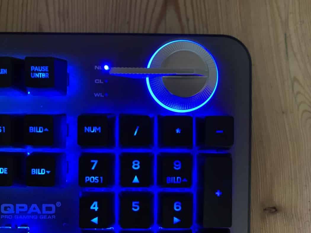 QPAD MK-95 Gaming Keyboard