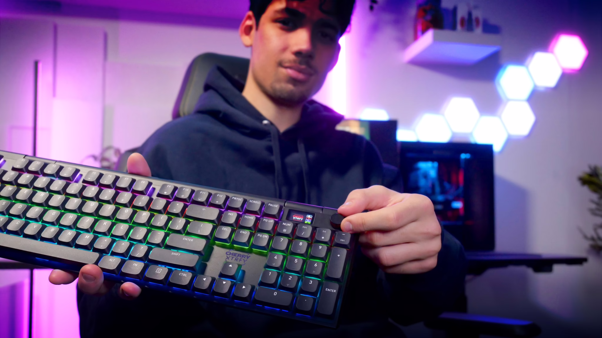 CHERRY XTRFY MX 10.1 Wireless: Gaming-Tastatur mit 8000 Hz und 900 Stunden Akkulaufzeit 2 CHERRY XTRFY MX 10.1 Wireless